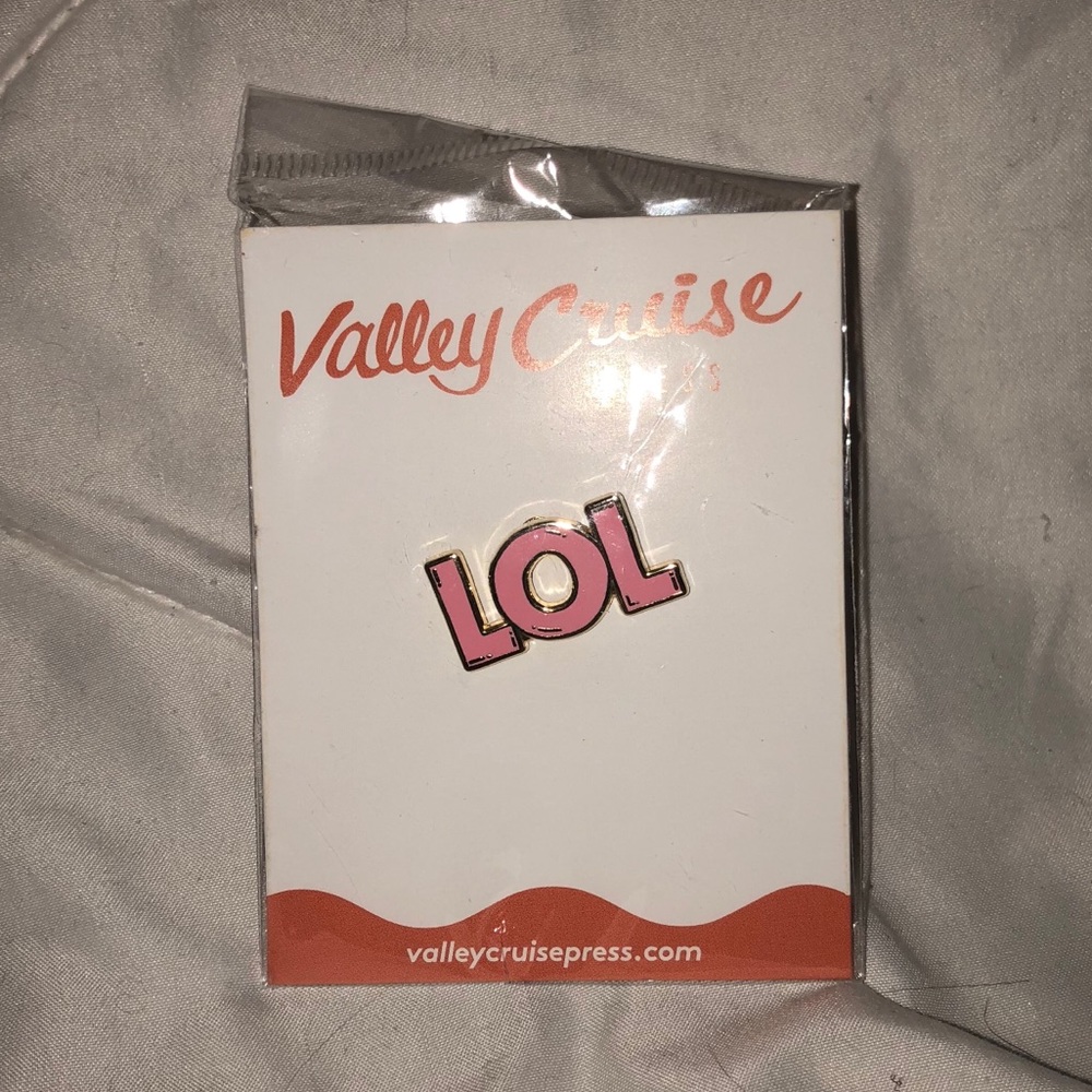 Cute Pins - Picture 2 of 3